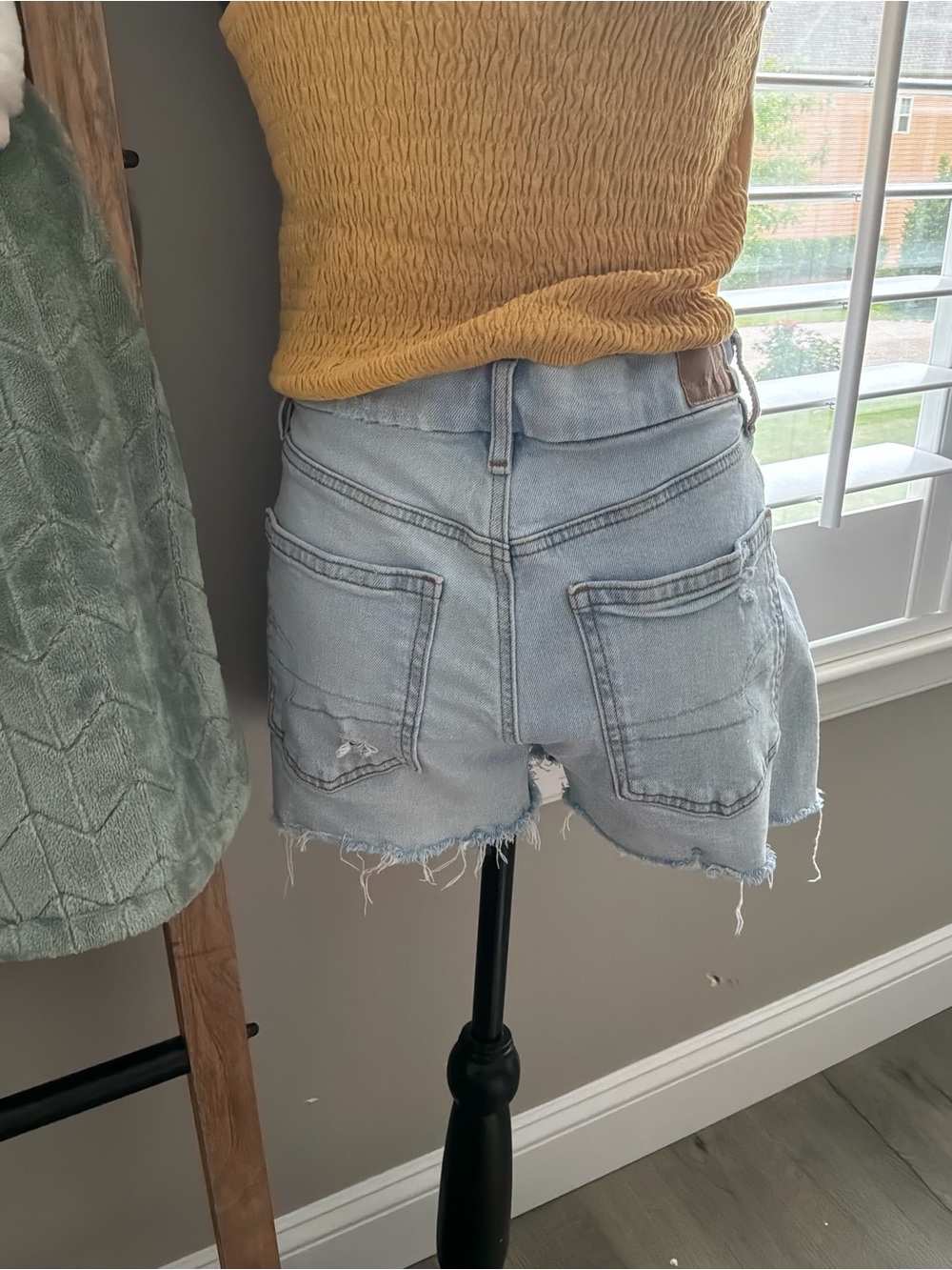 American Eagle Outfitters Light Blue Distressed Denim Shorts - Picture 3 of 8